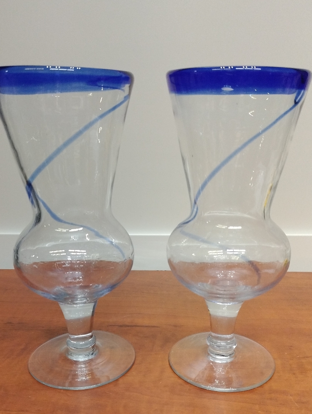 TGI Friday's Handblown Clear Glass Goblets with Cobalt Blue Rim & Swirl Set of 2